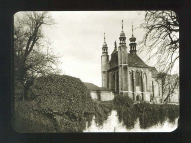 bez názvu 029001, z cyklu Kostnice - Sedlec, 1995