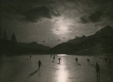 Hokej na jezeře v St. Moritz 011003