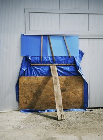 The Blue Monster 220001, z cyklu Everyday Sculptures