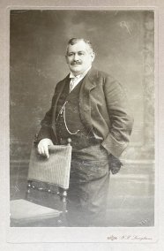 portrét fotografa Rudolfa Brunera-Dvořáka 176002